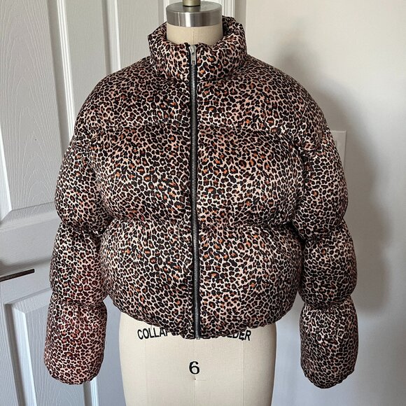 M.N.I. Los Angeles Women's Leopard Print Cropped Puffer Jacket Size Medium - Picture 1 of 10